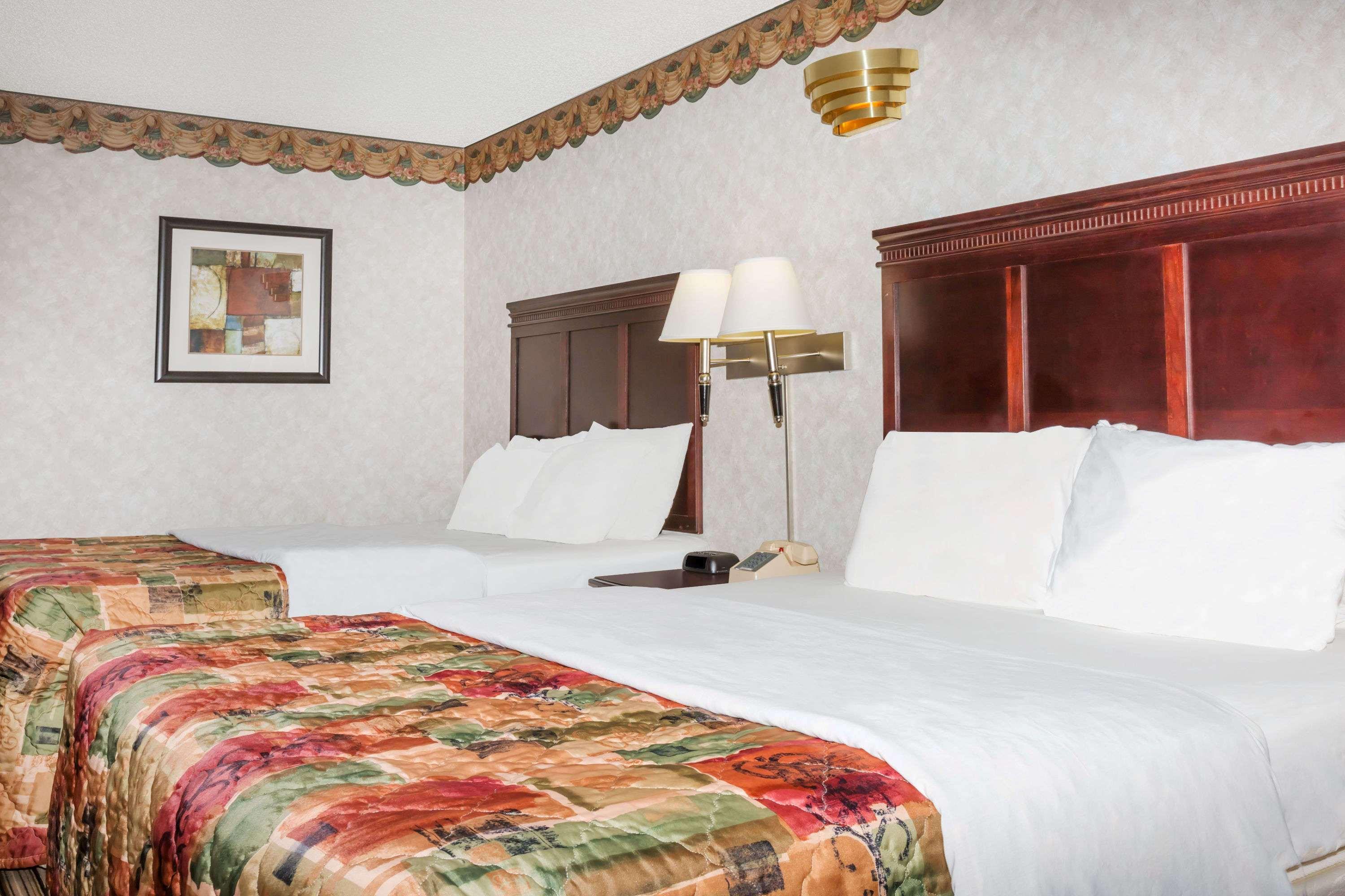 Days Inn - Oneonta Екстериор снимка